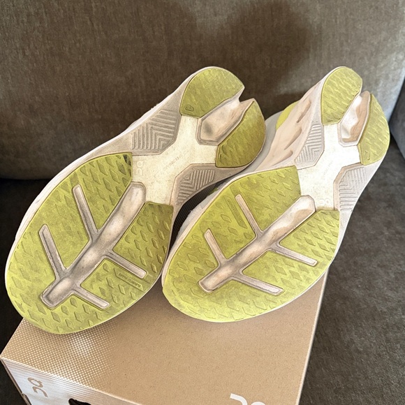 On Cloudeclipse - Picture 4 of 4